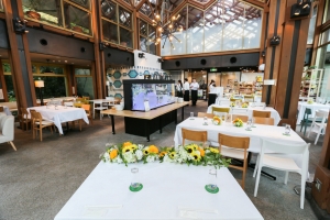 結婚式 二次会 1.5次会 幹事代行 プロデュース アウトドアウエディング 野外ウエディング 関西 大阪 神戸 京都 奈良 和歌山 FOR U 2016.7.24 梅小路レストラン (京都)